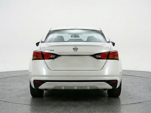 Used 2025 Nissan Altima 2.5 SV image 7