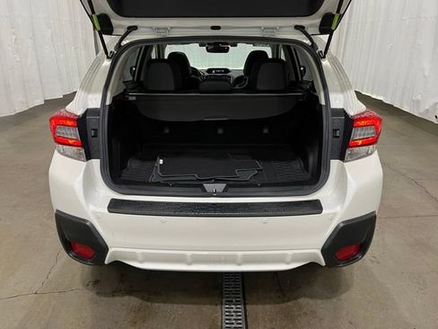 Used 2020 Subaru Crosstrek 2.0i Limited w/ Moonroof Package w/Navigation AWD/4WD image 12