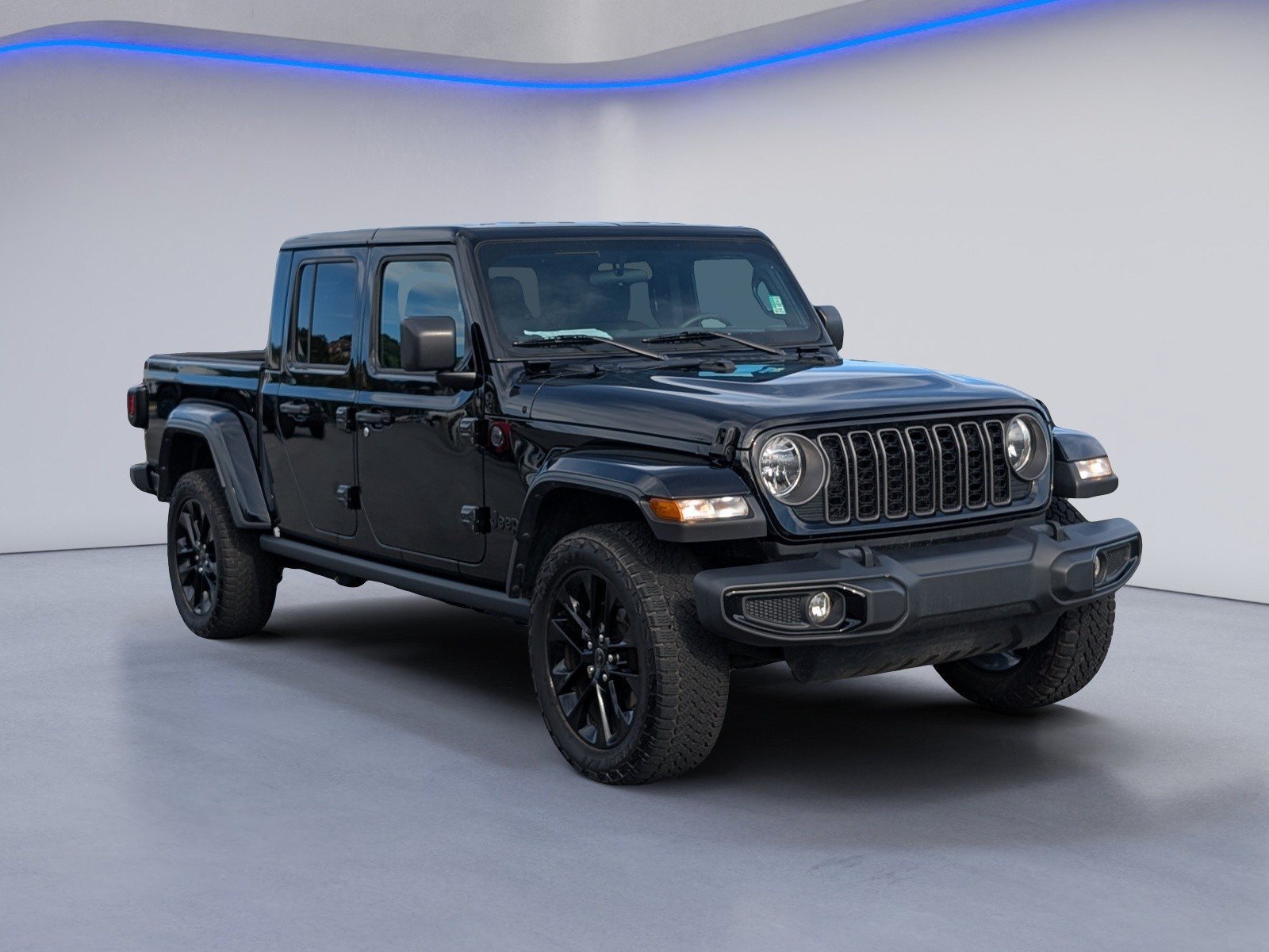 Used 2025 Jeep Gladiator Sport AWD/4WD image 5