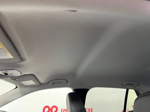 Used 2026 Chevrolet Trax LT FWD image 21
