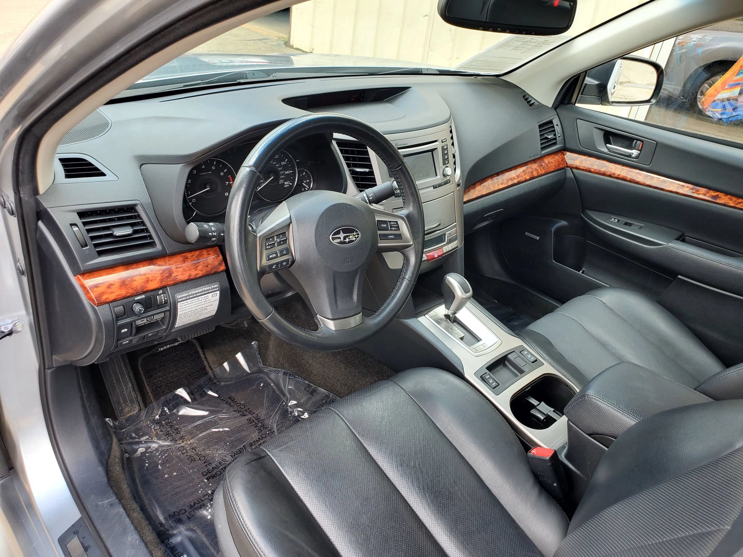 Used 2012 Subaru Legacy 3.6R Limited AWD/4WD image 31