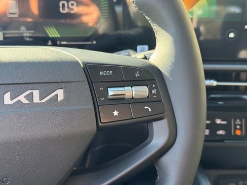 New 2026 Kia Sportage EX image 28