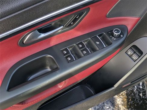 Used 2013 Volkswagen Eos Lux image 13