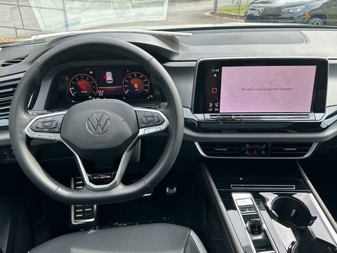 New 2026 Volkswagen Atlas Peak Edition AWD/4WD image 23