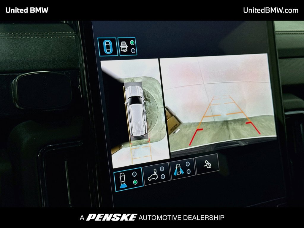 Used 2025 GMC Yukon AT4 AWD/4WD image 16