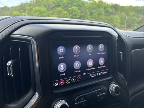 Used 2023 GMC Sierra 3500 AT4 w/ AT4 Premium Plus Package AWD/4WD image 16