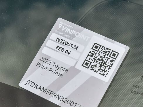 Used 2022 Toyota Prius Prime LE image 31