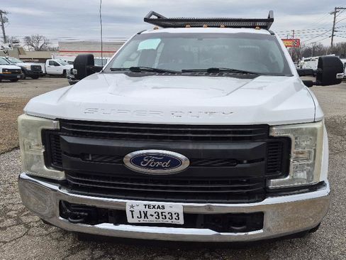 Used 2017 Ford F350 XL w/ Power Equipment Group RWD image 8