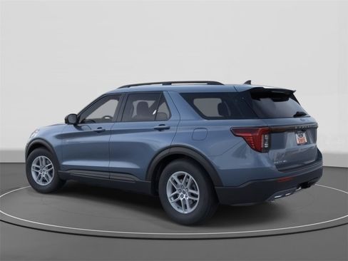 New 2026 Ford Explorer Active image 4