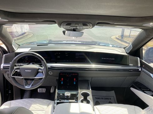 Used 2026 Cadillac Escalade V image 19