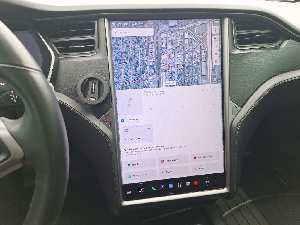 Used 2019 Tesla Model S Standard Range AWD/4WD image 14