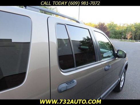 Used 2003 Ford Explorer XLT image 20