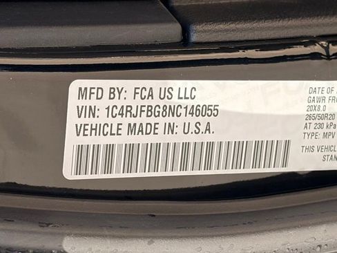 Used 2022 Jeep Grand Cherokee Limited w/ Tech Group AWD/4WD image 35
