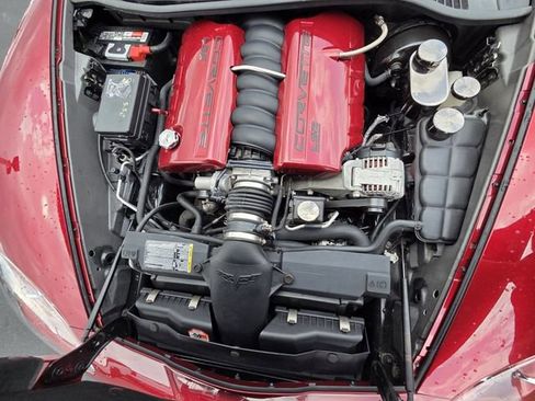 Used 2007 Chevrolet Corvette Coupe w/ Preferred Equipment Group RWD image 16