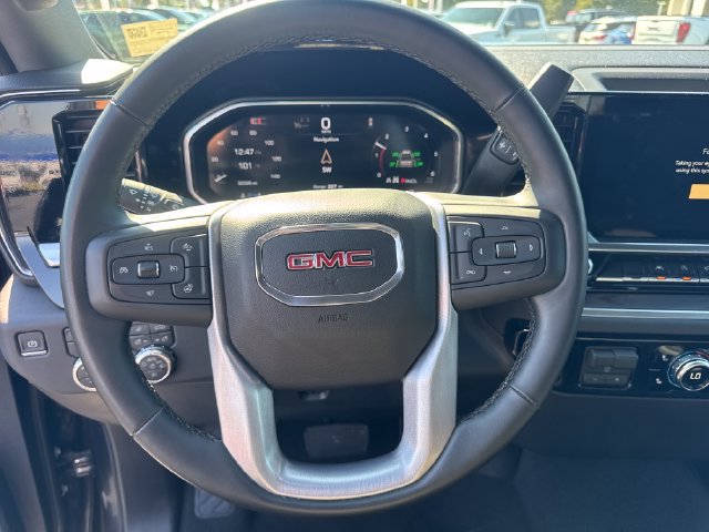 Used 2026 GMC Sierra 1500 SLT AWD/4WD image 18