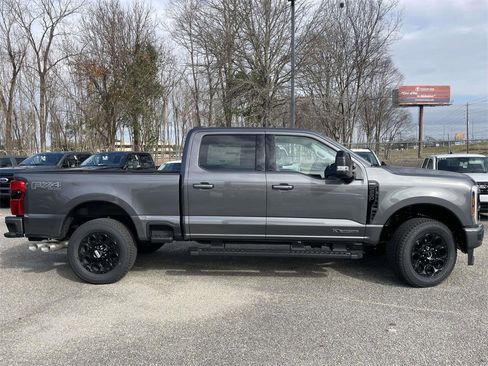 New 2026 Ford F250 Lariat w/ Black Appearance Package image 2