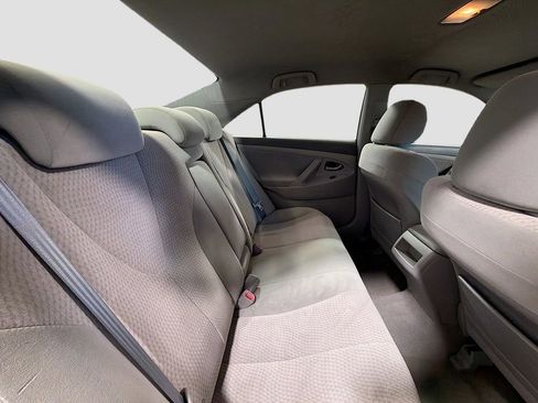 Used 2011 Toyota Camry LE w/ LE Extra-Value Pkg FWD image 26