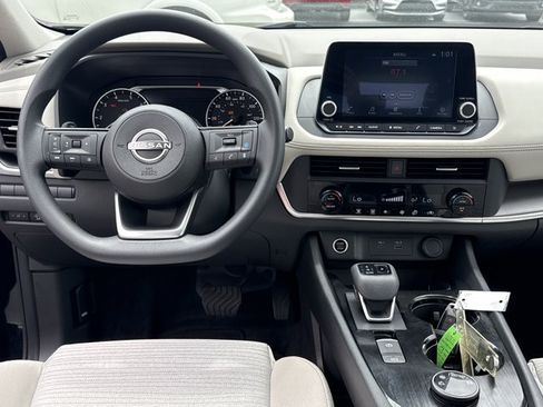 Certified 2023 Nissan Rogue SV AWD/4WD image 7