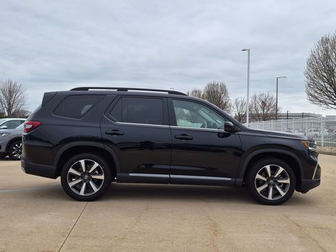 Certified 2023 Honda Pilot Touring image 5