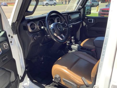 Used 2021 Jeep Wrangler Unlimited Rubicon AWD/4WD image 7