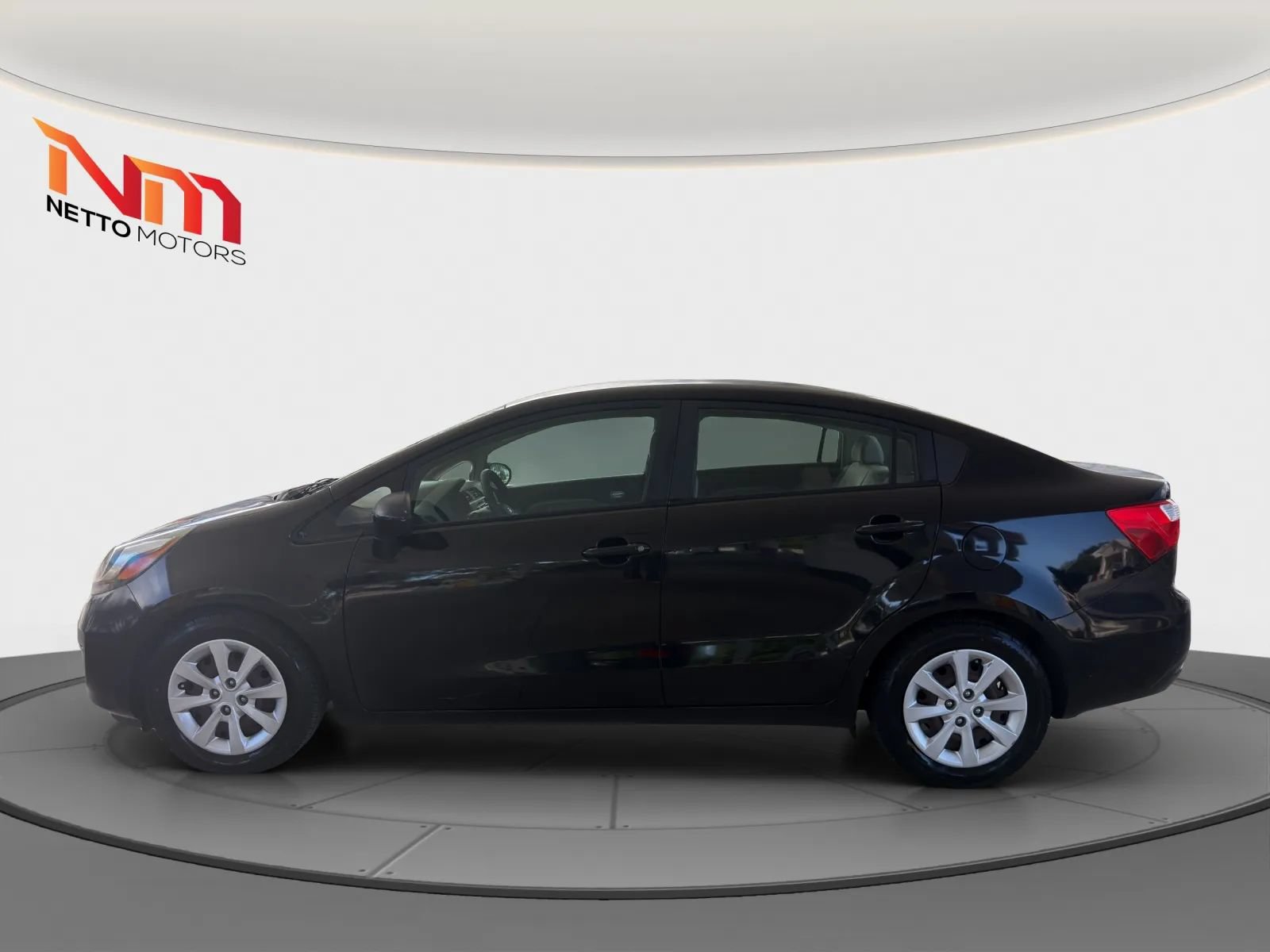 Used 2014 Kia Rio LX FWD image 2