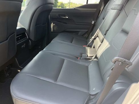 Used 2025 Lexus GX 550 w/ Accessory Package (Z1) AWD/4WD image 21