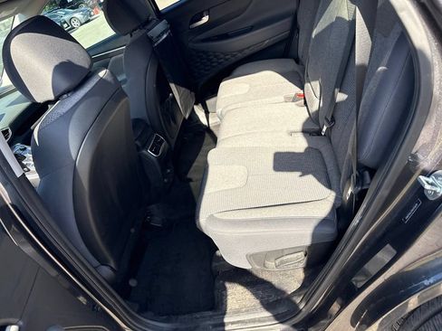 Used 2022 Hyundai Santa Fe SE FWD image 20