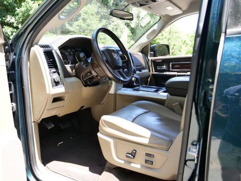 Used 2011 RAM 1500 Laramie AWD/4WD image 17
