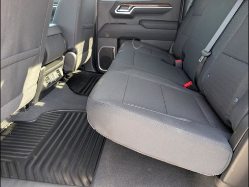 New 2026 GMC Sierra 1500 SLE w/ Preferred Package AWD/4WD image 12