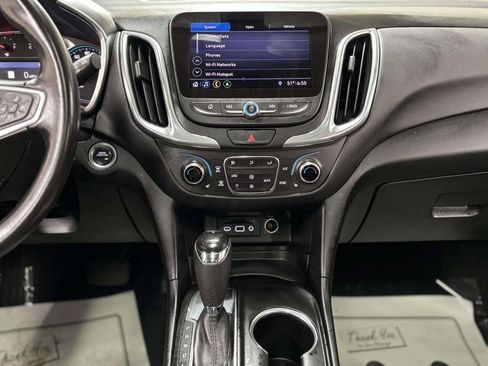 Used 2019 Chevrolet Equinox LT w/ Sun & Navigation Package image 24