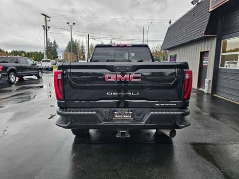 Used 2024 GMC Sierra 3500 Denali w/ Denali Reserve Package image 4