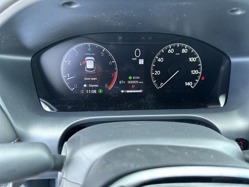 Certified 2024 Honda HR-V EX-L image 40