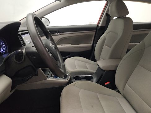 Used 2017 Hyundai Elantra SE FWD image 17