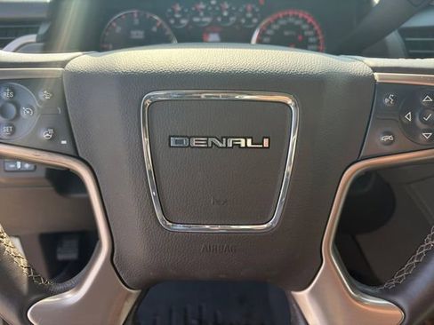 Used 2015 GMC Yukon XL Denali w/ Touring Package RWD image 7