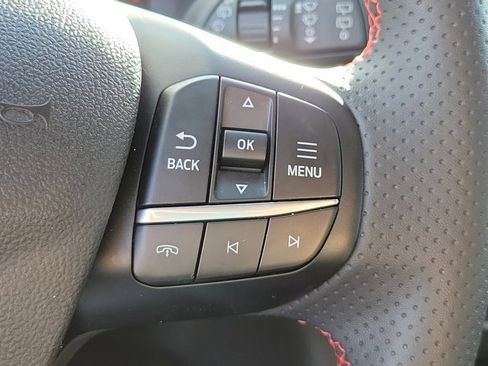 Used 2023 Ford Escape ST-Line image 25