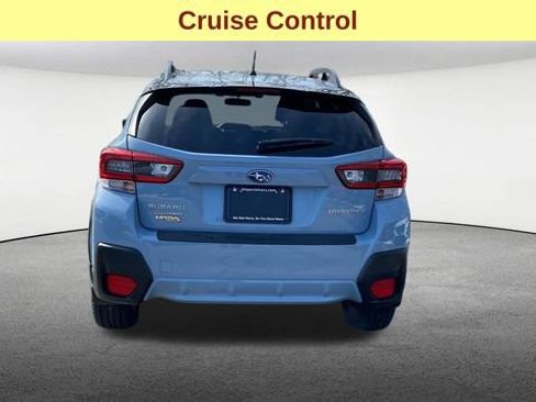 Certified 2021 Subaru Crosstrek 2.0i image 9