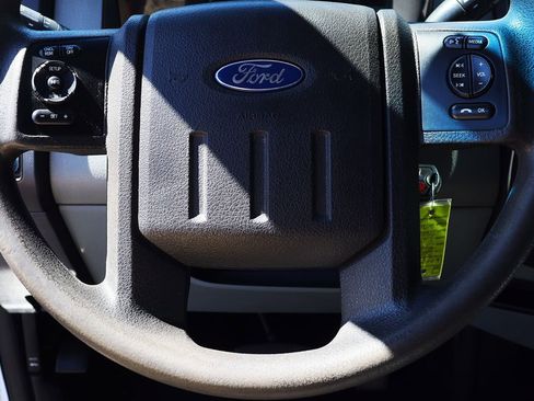 Used 2014 Ford F350 XL w/ Power Equipment Group image 52