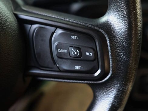 Used 2020 Jeep Wrangler Sport AWD/4WD image 18