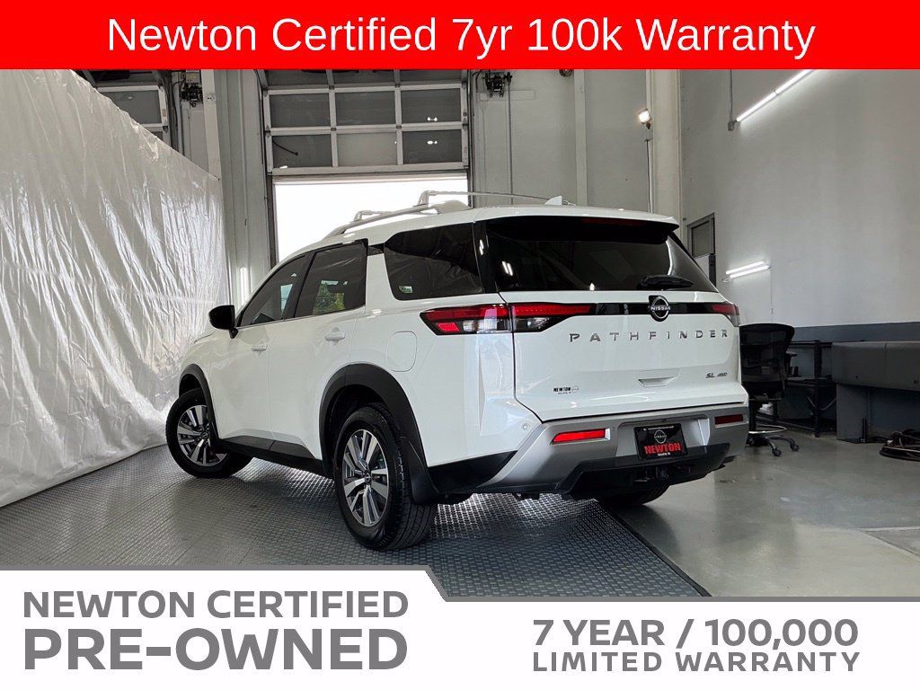 Used 2024 Nissan Pathfinder SL AWD/4WD image 29