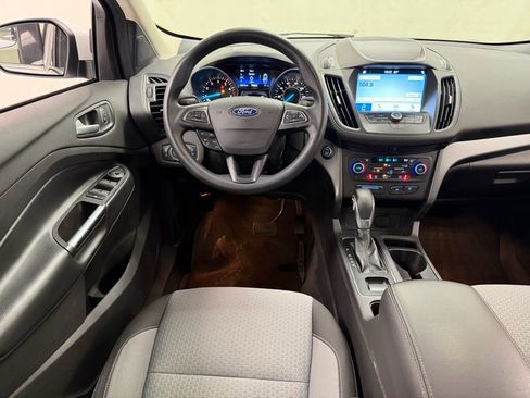 Used 2019 Ford Escape SE image 28