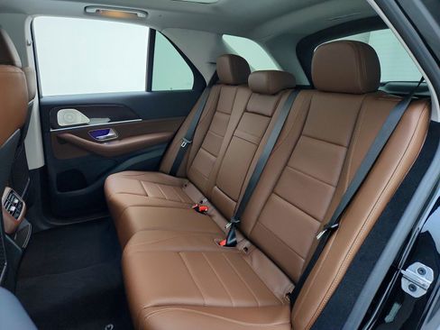 New 2026 Mercedes-Benz GLE 450 4MATIC image 12