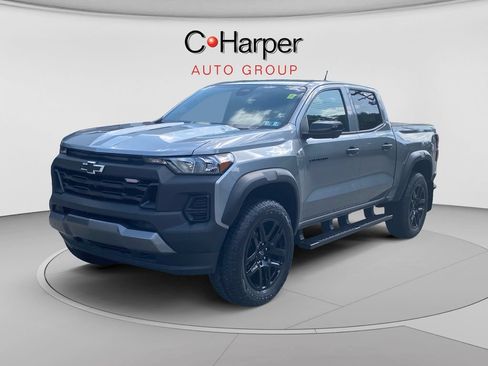 Certified 2023 Chevrolet Colorado Trail Boss w/ Technology Package AWD/4WD image 7
