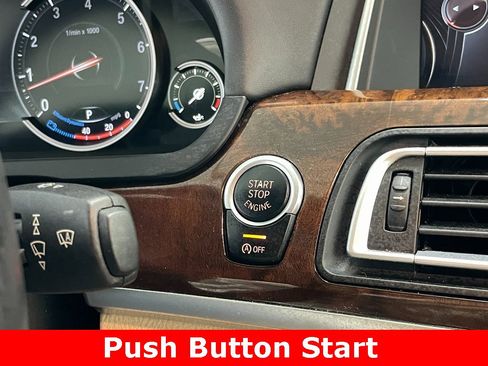 Used 2015 BMW 750Li xDrive image 5