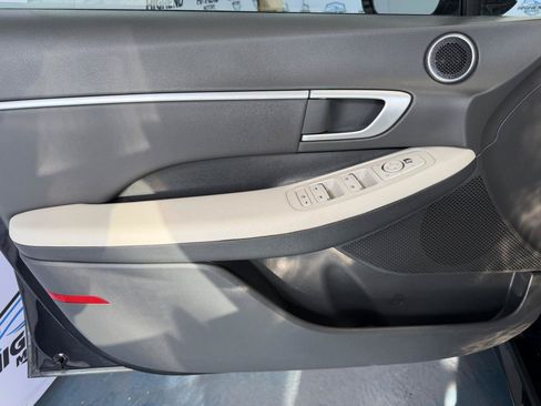 Used 2025 Hyundai Sonata SEL FWD image 11