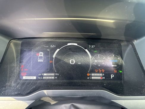 Used 2022 Toyota Tundra Limited image 10