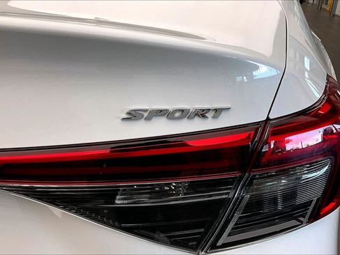Used 2023 Honda Civic Sport image 10