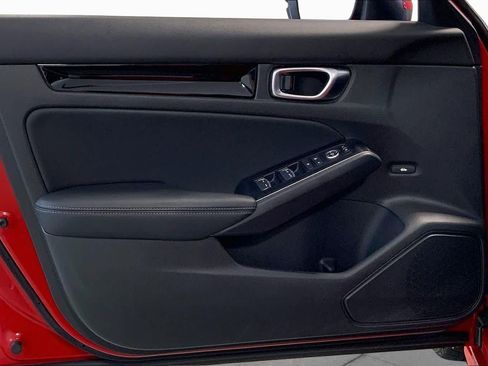 Used 2022 Honda Civic Touring image 21