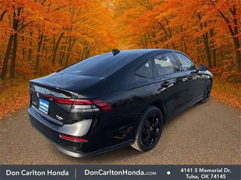 Used 2025 Honda Accord SE image 4