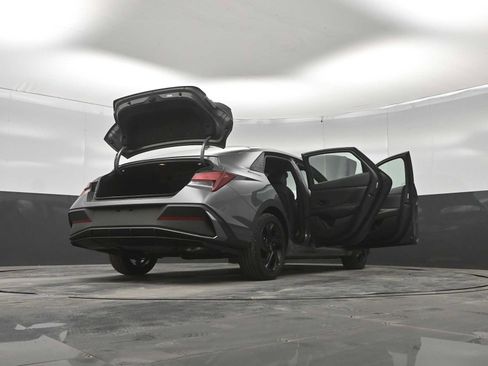 New 2026 Hyundai Elantra SEL Sport FWD image 48