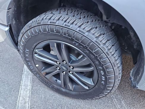 Used 2022 Ford F150 Lariat w/ Equipment Group 502A High image 37